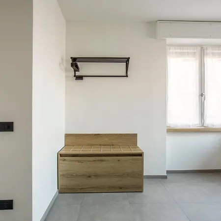 La Di Piazza Motta Bed & Breakfast Albese Con Cassano