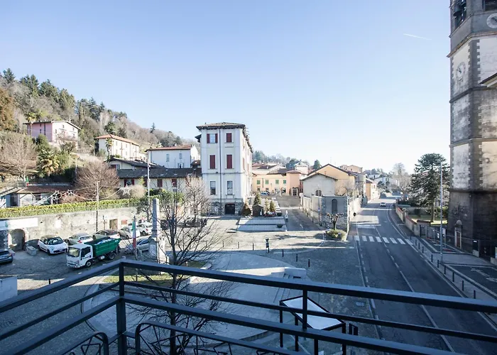 La Di Piazza Motta Bed & Breakfast