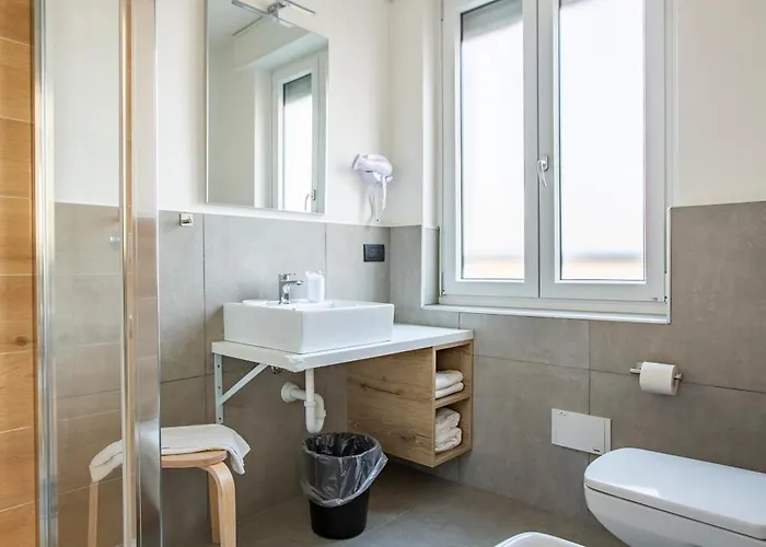 La Di Piazza Motta Bed & Breakfast Albese Con Cassano