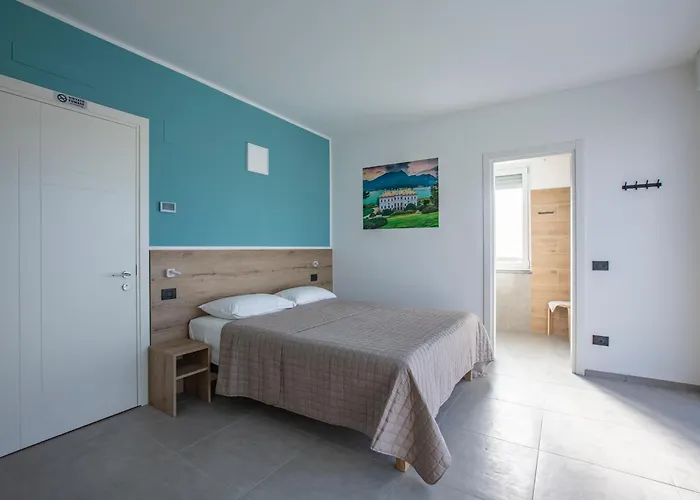 La Di Piazza Motta Bed & Breakfast Albese Con Cassano