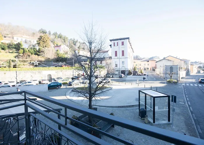 Bed & Breakfast La Di Piazza Motta Albese Con Cassano