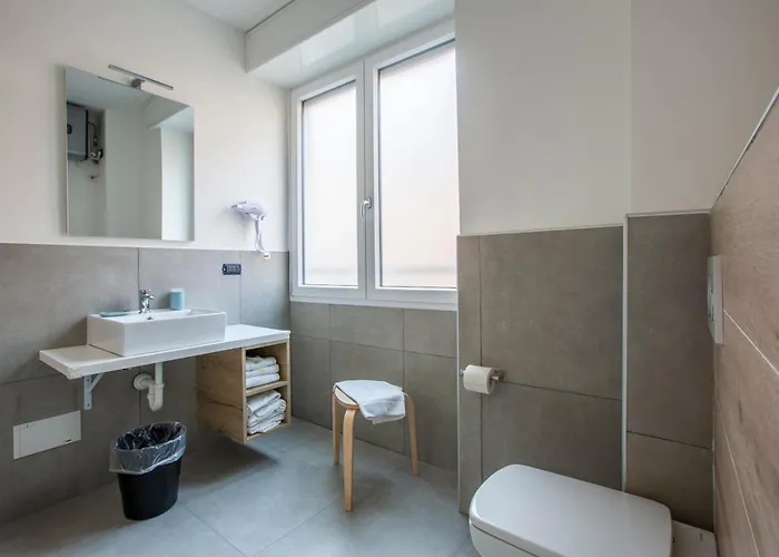 Bed & Breakfast La Di Piazza Motta 3*