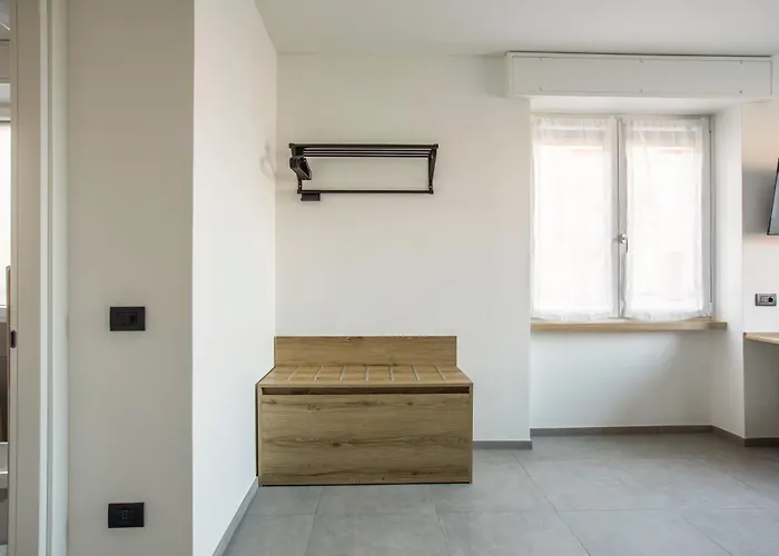 La Di Piazza Motta Bed & Breakfast Albese Con Cassano